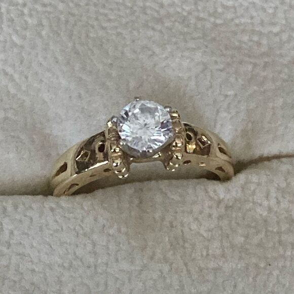 14K Yellow Gold Vintage Custom Engagement Ring 1 Carat CZ Solitaire - Picture 2 of 8